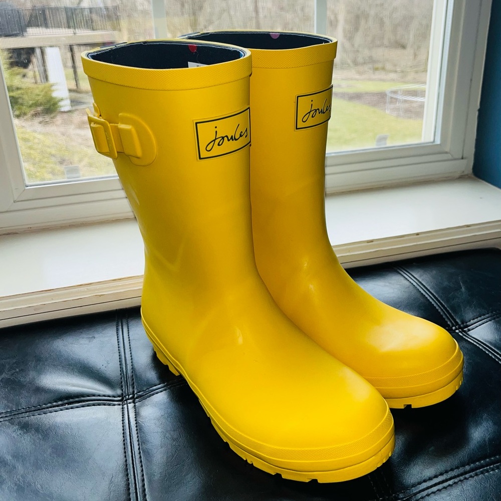 Joules women’s rain boots size 8 (U.S.)